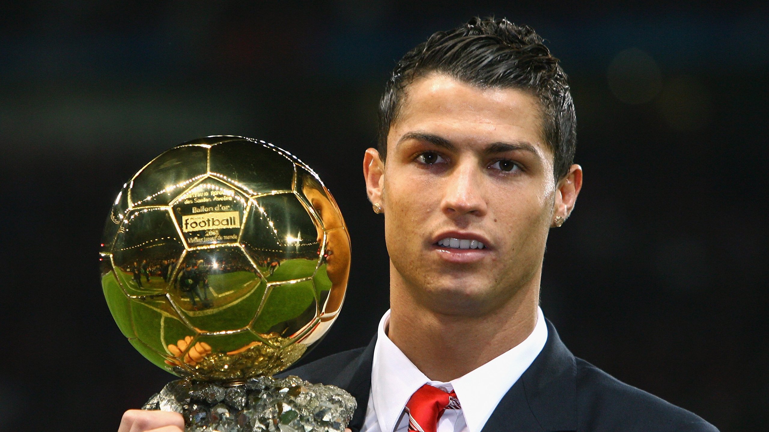 德甲比赛竞争愈发激烈